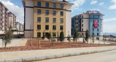 8 bin 303 konutun anahtarları teslim edildi..