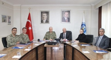 KİÜ VE 2. Zırhlı Tugay Komutanlığı Arasında Protokol İmzalandı..