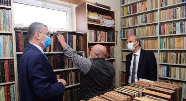 Yaşar Alparslan’ın adı Tarih Kültür Araştırma Merkezi’ne verildi..