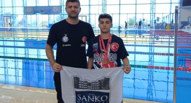 SANKO Okulları Öğrencisi Yüzmede Türkiye Üçüncüsü Oldu