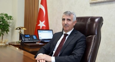 “Bayramlar, milli ve manevi hislerimizi pekiştiren müstesna günlerdir”.