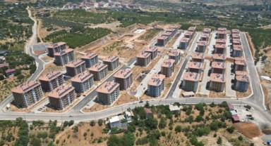 AFAD Başkanı Memiş, afet konutlarını inceledi