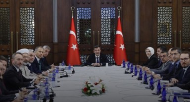 İletişim Başkanı Altun: “Bağımlılığa değil, yaşama sarıl”..