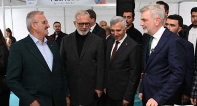 Anadolu'nun En Büyük Kitap Fuarı Kapılarını Misafirlerine Açtı..