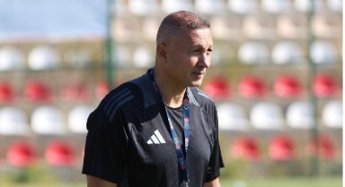İstiklal Spor'da Yaprak Dökümü 11. haftada Başladı..