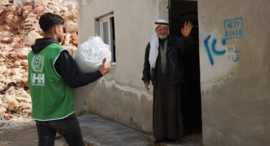 İHH, 2024 Yılında Suriye’ye 1.194 Tır Yardım Gönderdi