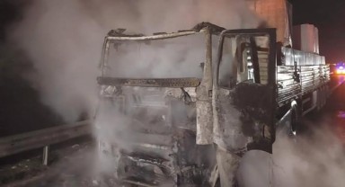 Pazarcık’ta tır demir yığınına döndü 