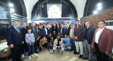Başkan Toptaş, 63 ülkeden gelen Yedikıta’lı öğrencilerle iftar sofrasında buluştu..