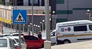 Eski Eşini Çalıştığı Hastanede Öldürdü..