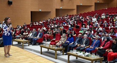 İnsanlığın Hizmetinde Bir Meslek: KSÜ'de Hemşirelikte Liderlik Konuşuldu..