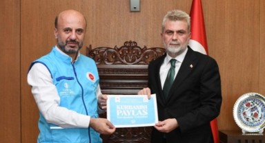 Başkan Görgel’den Vekâleten Kurban Bağışı..