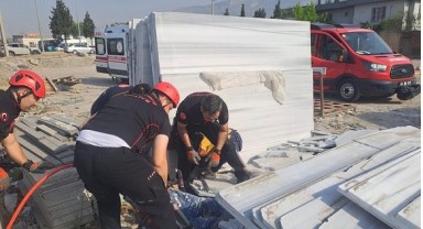 Üzerine Mermer Düşen İşçi Hayatını Kaybetti..