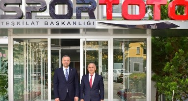 Başkan Hanifi Toptaş'tan dev müjde: Gençlik Merkezi için imzalar atıldı..