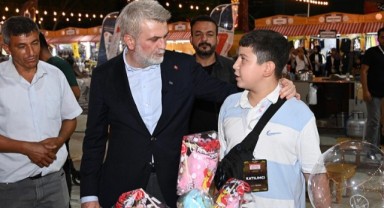 Başkan Görgel, Ağustos Fuarı'nda Esnaf ve Vatandaşlarla Bir Araya Geldi..