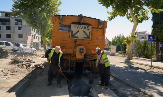 KASKİ Sahada; Altyapısı Tamamlanan Yollarda Kaplamalar Sürüyor