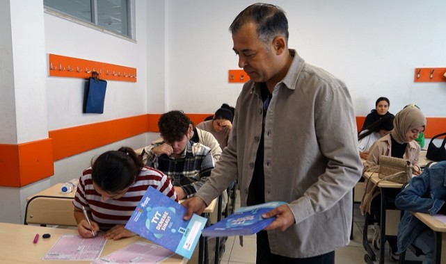 Büyükşehir’den Üniversite Yolunda Gençlere Güçlü Destek..