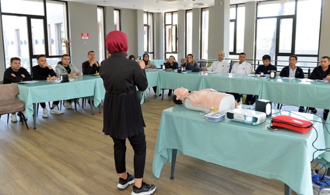 Büyükşehir, Personelin İlk Yardım Yetkinliğini Güçlendiriyor..