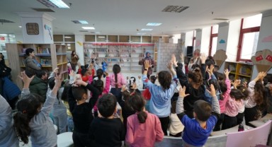 Edebiyat Şehrinde Çocuklara Masal Dinletisi 