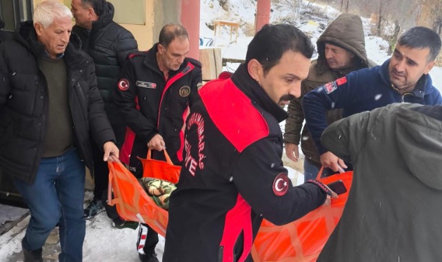 Ev Yangını: 1 Kişi İtfaiye Tarafından Kurtarıldı..