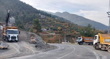 Onikişubat Belediyesi'nden 17 kırsal mahallede 26 farklı noktada yoğun hizmet mesaisi..