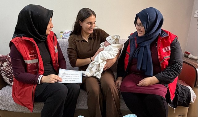 Büyükşehir’in Sosyal Hizmetleri 2025’te Dayanışmayı Güçlendirdi..