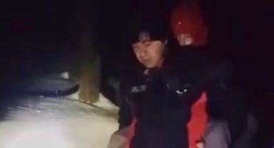 İtfaiye eri tam 500 metre sırtında taşıdı..