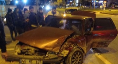 Kahramanmaraş’ta Trafik Kazası: 1’i Çocuk 4 Yaralı..