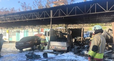 Konteyner yangını korkuttu..