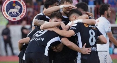 Akedaş Kahramanmaraş İstiklalspor Deplasmanda Gol Oldu Yağdı: 7-1..