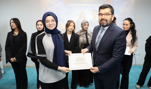 Gençler Kürsüde Dulkadiroğlu İlçe Finali Heyecanlı Geçti..