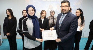 Gençler Kürsüde Dulkadiroğlu İlçe Finali Heyecanlı Geçti..