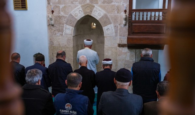 Asırlık Miras Yeniden Ayağa Kalktı: Ulu Camii ve Boğazkesen Camii İbadete Açıldı 