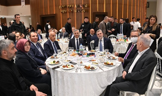 Başkan Görgel, İftar Sofrasında İş Dünyasıyla Bir Araya Geldi..