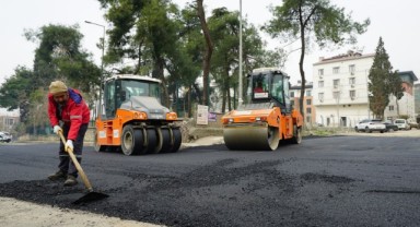 Büyükşehir, Dulkadiroğlu’nda Asfalt Yenileme Hamlesine Durmaksızın Devam Ediyor 