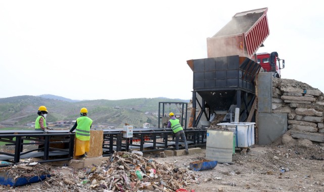 ‘Sıfır Atık’ yönetiminde Türkiye’ye örnek olmaya devam ediyoruz