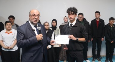 Başkan Akpınar: “Dulkadiroğlu Belediyesi olarak gençlerimizin her zaman yanında olmaya devam ediyoruz” 