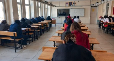 Eşik Projesi’nde Okuduğunu Anlama Yarışmasının Okul Finalleri Tamamlandı