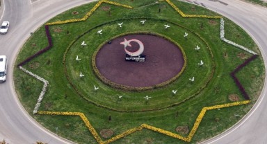 Şehir Çiçek Açtı; Kavşaklarda Görsel Şölen 