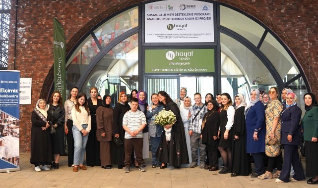 HY Atelier İlk Kez Sahneye Çıktı