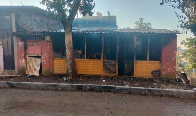 Kahramanmaraş’ta Mobilya Atölyesinde Yangın: 1 İşçi Yaralandı