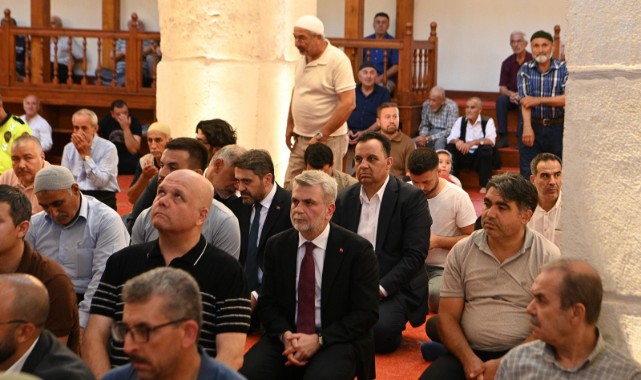 15 Temmuz Şehitlerimizi Dualarla Yâd Ettik 
