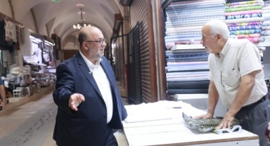 Başkan Akpınar, Restorasyonu Tamamlanan Tarihî Kapalı Çarşıda Esnafla Buluştu 