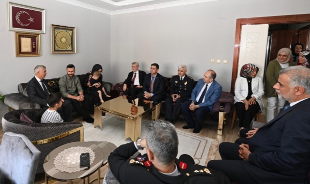 Başkan Görgel, “Aziz şehitlerimizin emanetleri ve kahraman gazilerimiz, milletimizin baş tacıdır”