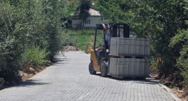 Büyükşehir, Göksun Kırsalında Ulaşım Konforunu Yükseltiyor