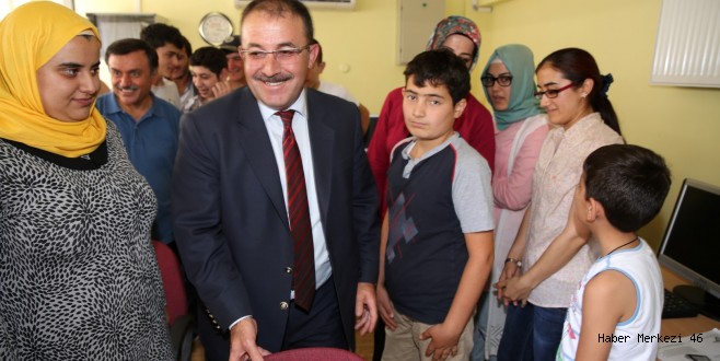 AFŞİN BELEDİYESİ'NDEN ENGELLİLERE BİLGİSAYAR KURSU…
