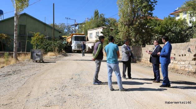 AFŞİN BELEDİYESİ YOL ÇALIŞMALARI DEVAM EDİYOR