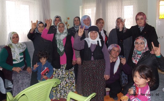 AK Kadınlar MHP Yolunda