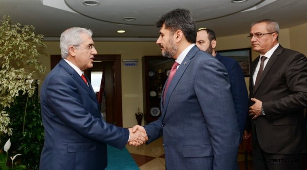 AK PARTİ İL TEŞKİLATINDAN REKTÖR CAN’A ‘HAYIRLI OLSUN’ ZİYARETİ