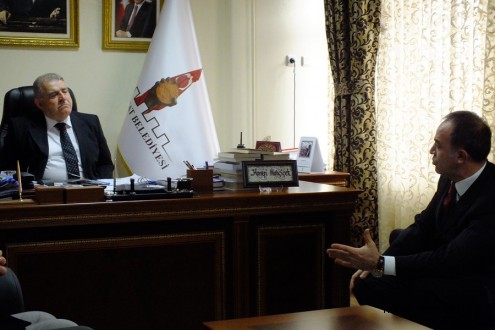 Aras: Siyasette Ekip Ruhu Çok Önemli