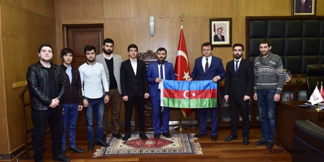 Başkan Erkoç’a Anlamlı Hediye